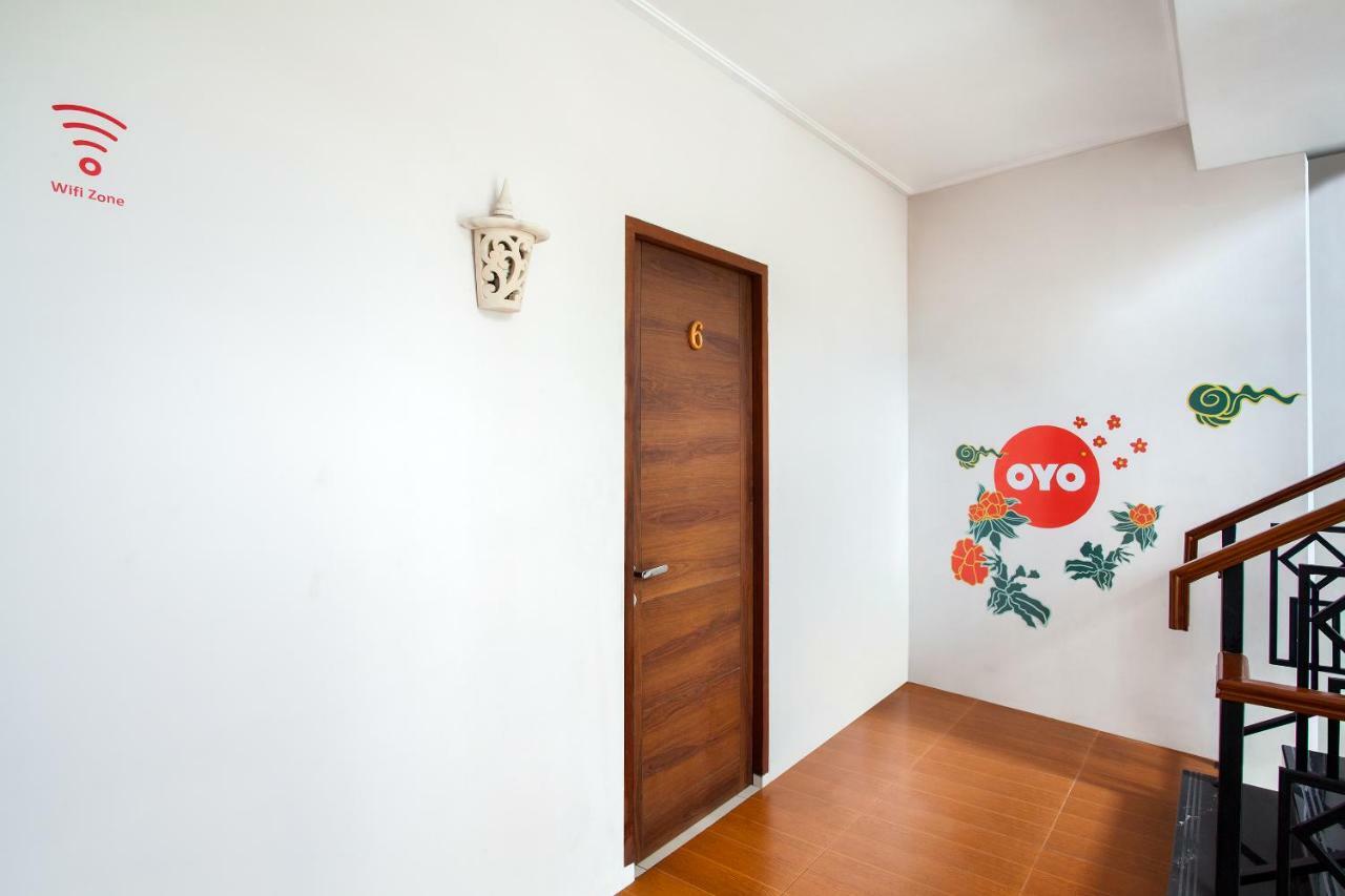 Oyo 107 Kusuma Kemang Suite Jakarta Kültér fotó